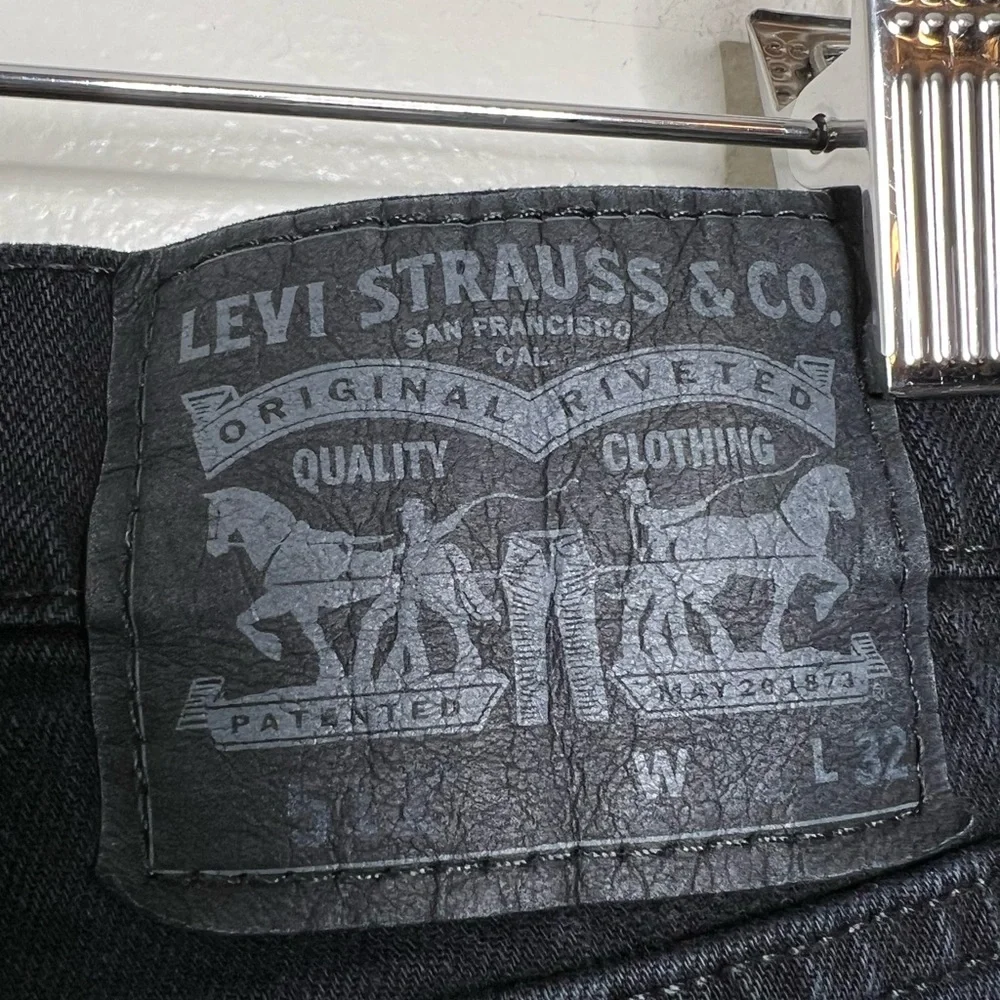 Levi’s Black Denim Straight Leg Jeans Men’s 32 W 32 L